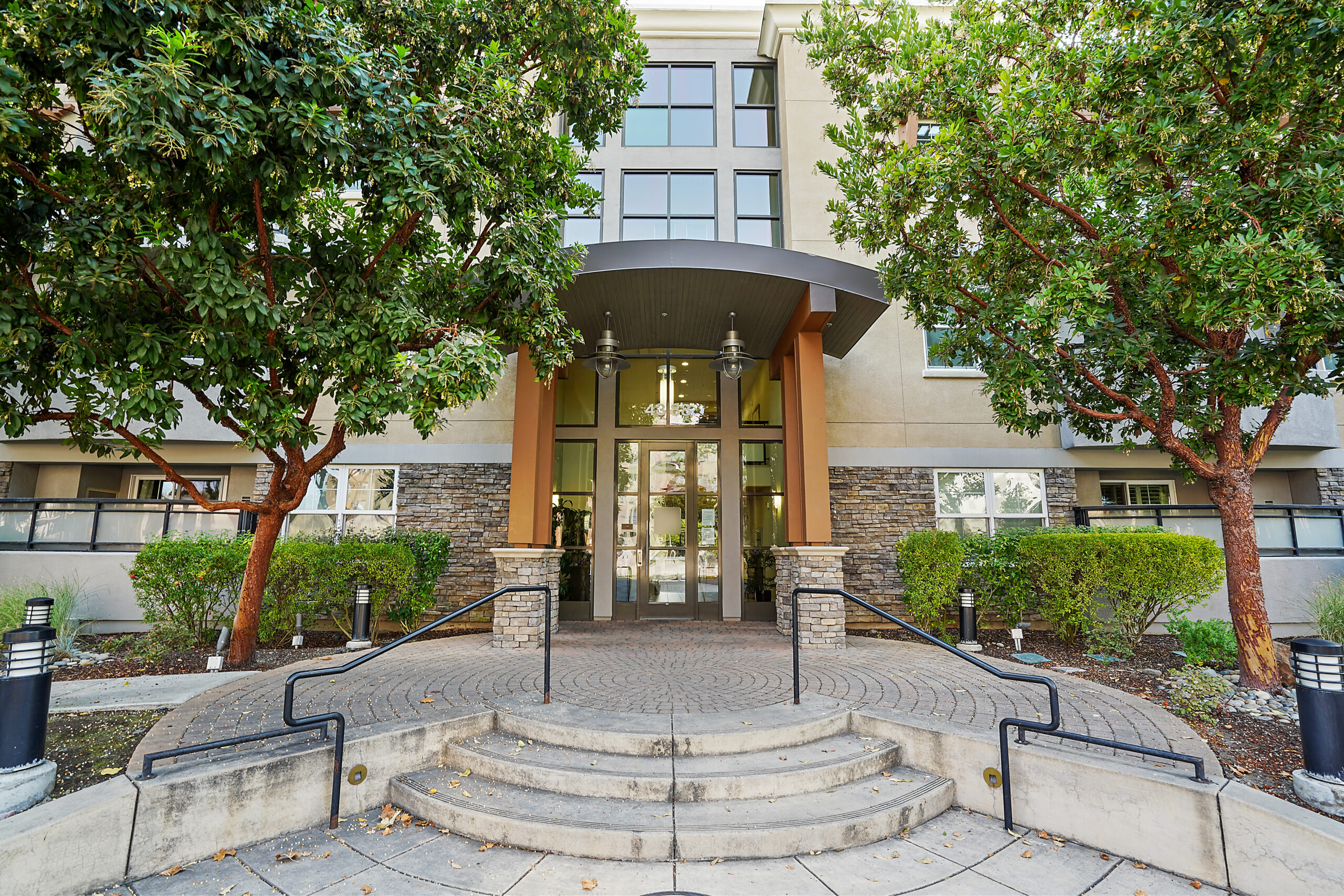 4388 El Camino Real #366