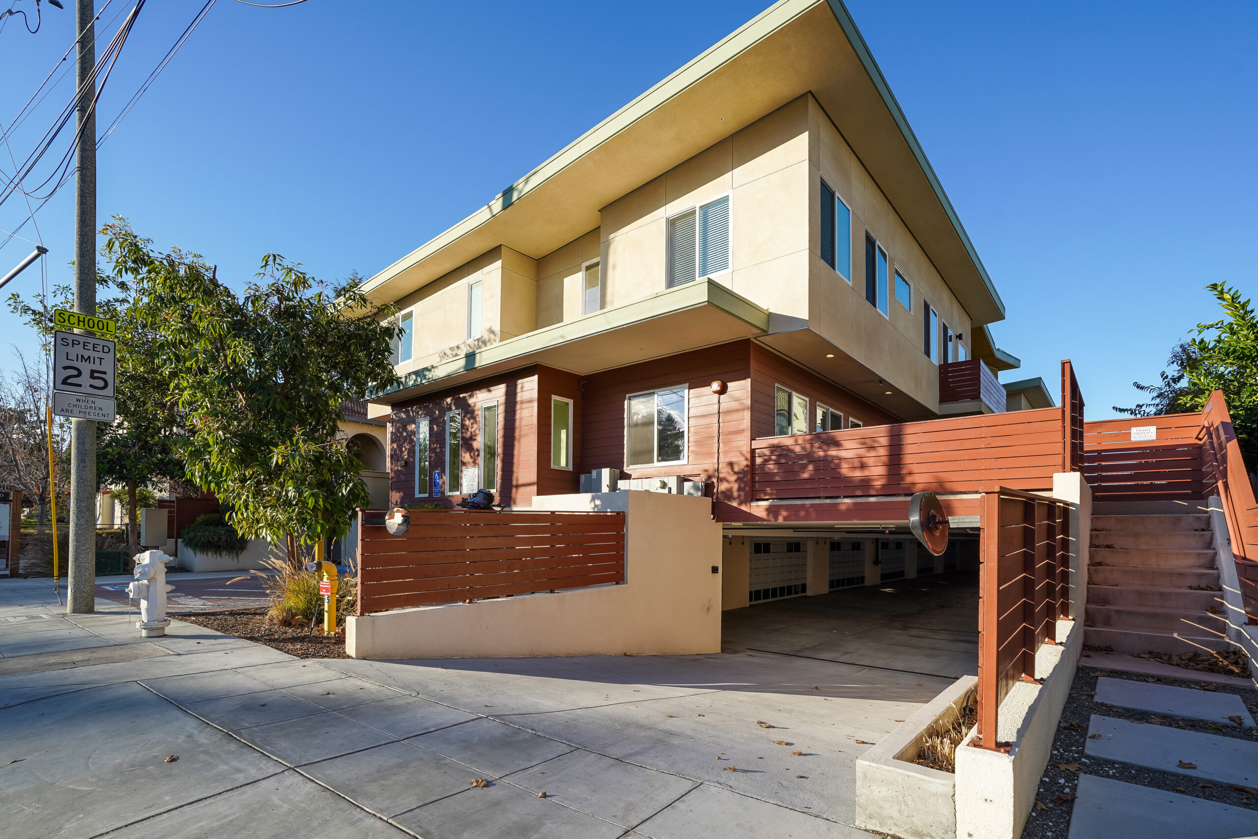 585 Old San Francisco Rd #1